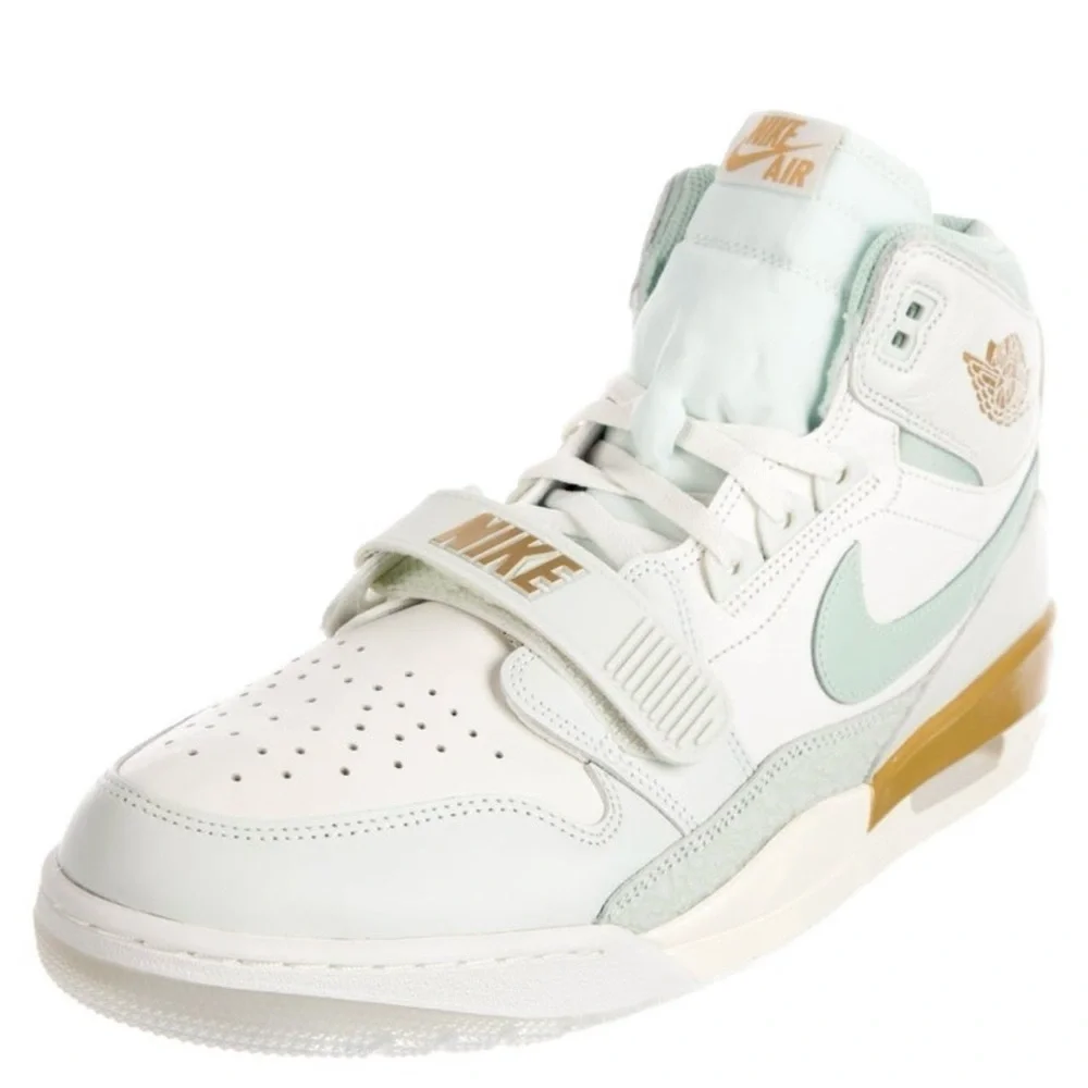 Nike Air Jordan Legacy 312 Sneakers
